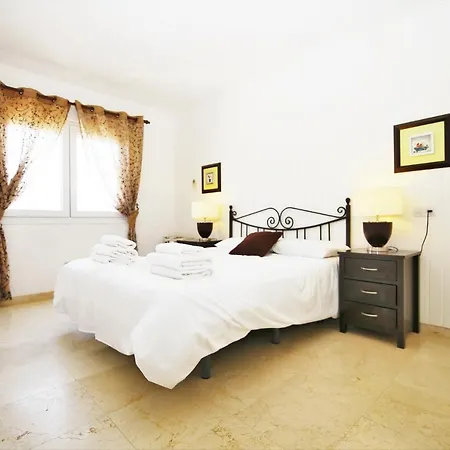 Pp33 * 埃斯特波纳