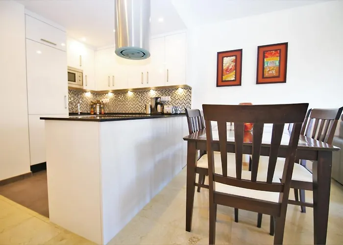 Pp33 Апартаменти Естепона